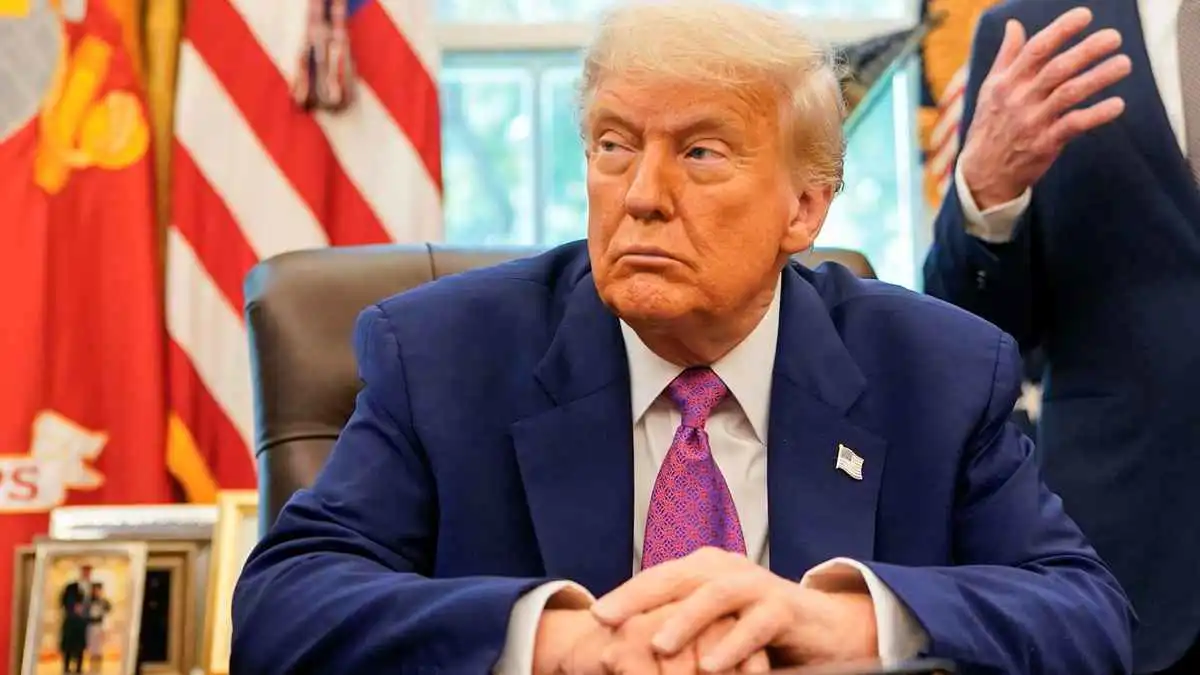 مسؤول أمريكي: ترامب يوجه رسائل طمأنة للأسواق لكنه لا يريد "حربا أبدية"