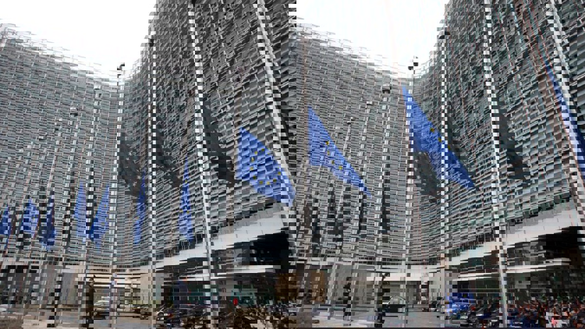 البرلمان الأوروبي يدعو لتعليق مفاوضات انضمام تركيا إلى الاتحاد