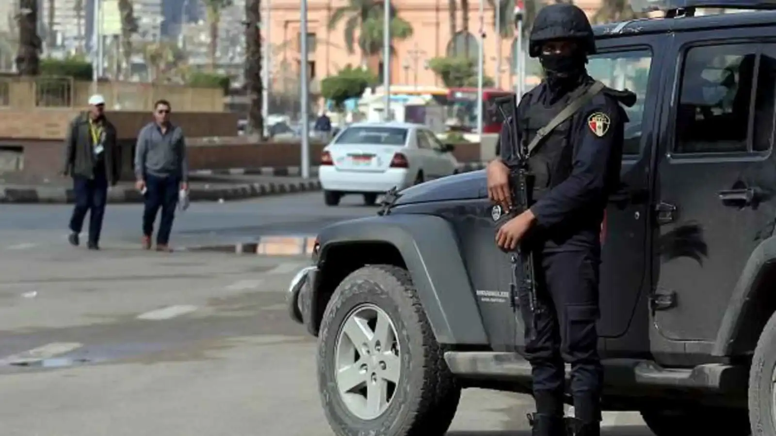 "ترند المشنقة" يقود مصريا إلى السجن بدل "اللايكات"