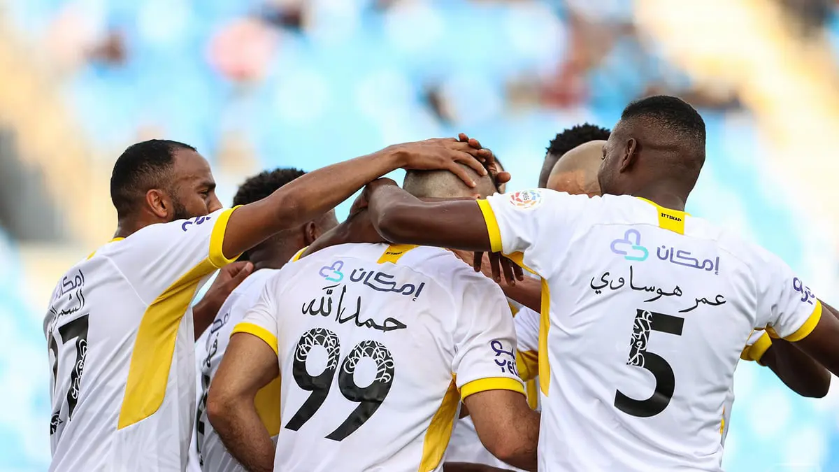 ترتيب الدوري السعودي: عبدالرزاق حمد الله يقود الاتحاد لتخطي الرائد والانفراد بالصدارة (فيديو)