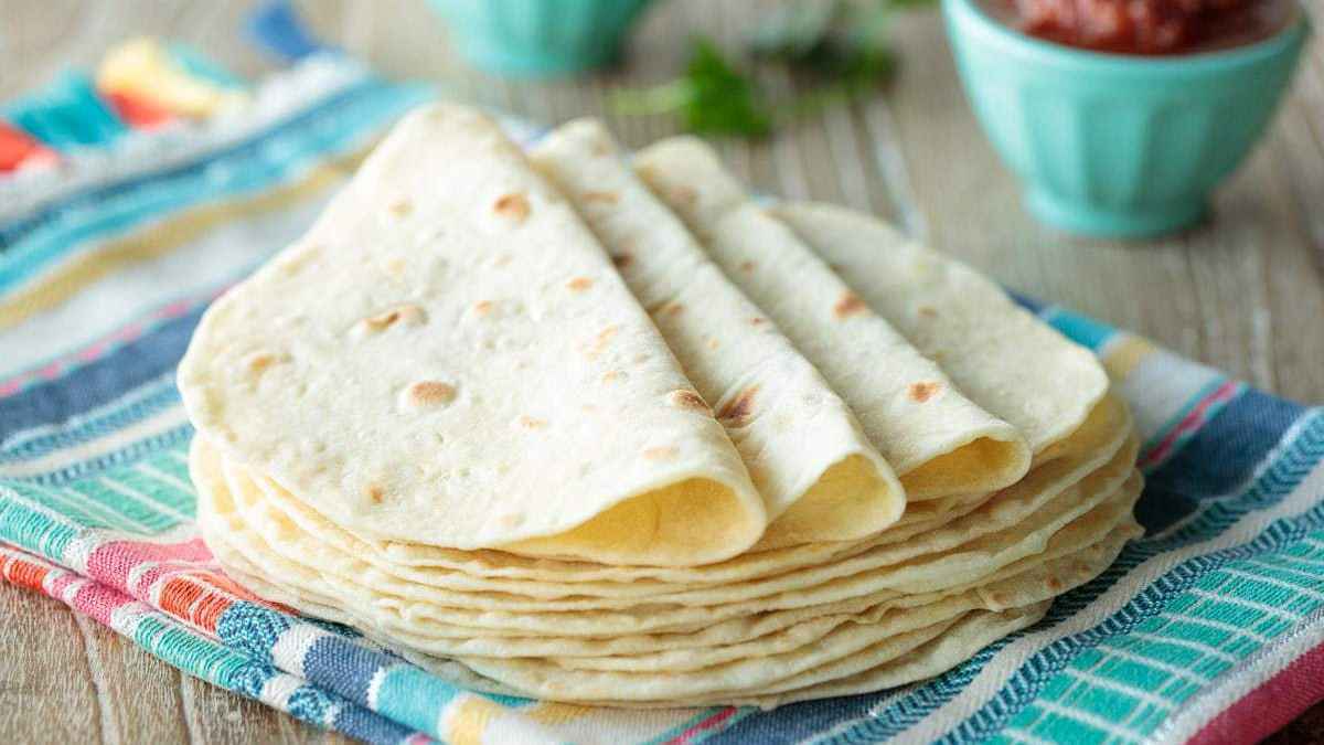 "تورتيّا من دون تبريد".. خبز مكسيكي مبتكر لمكافحة الجوع والفقر