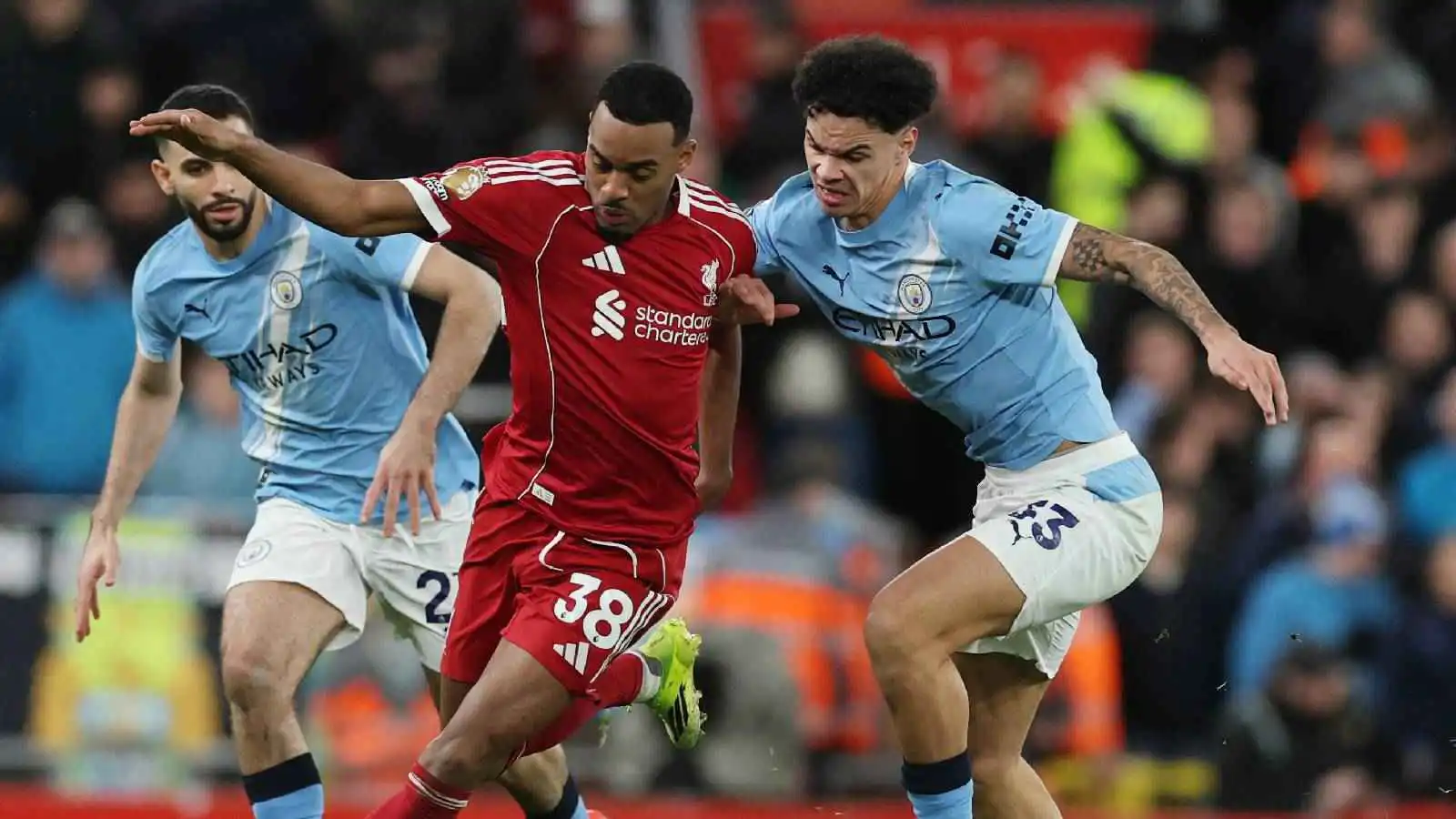 انتهى زمنه.. جمهور مانشستر سيتي يهاجم نجم الفريق رغم الفوز على ليفربول