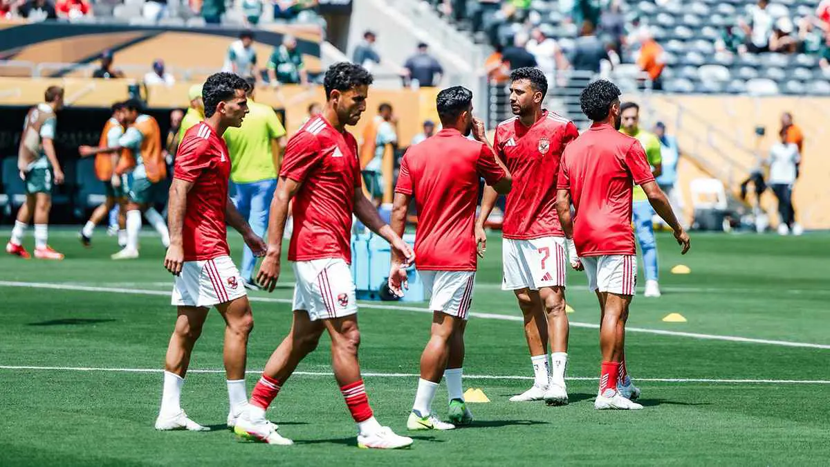 بيراميدز يزلزل الميركاتو المصري بصفقة نجم الأهلي السابق