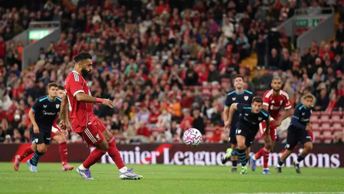 محمد صلاح "يفجر" غضب جمهور ليفربول