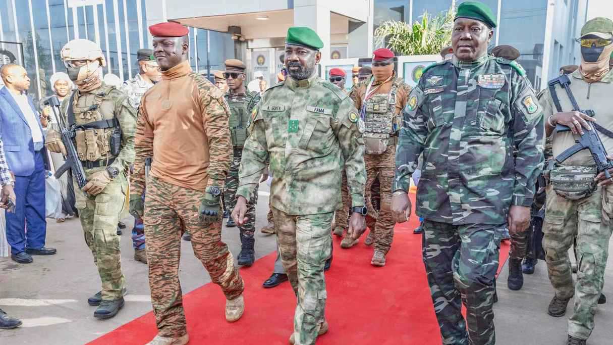 الساحل الإفريقي يعيد تعريف السيادة.. ماذا تعني قرارات قمة باماكو للمنطقة؟