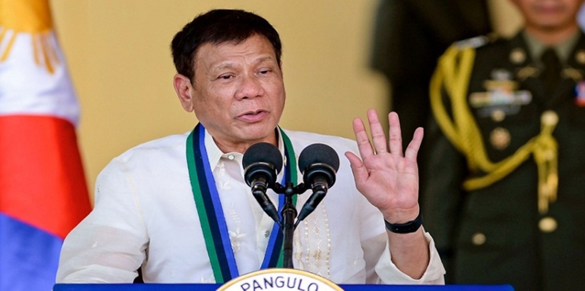 قاتل محترف يعترف أمام البرلمان: الرئيس الفلبيني استأجرنا للقتل وإطعام الجثث للتماسيح