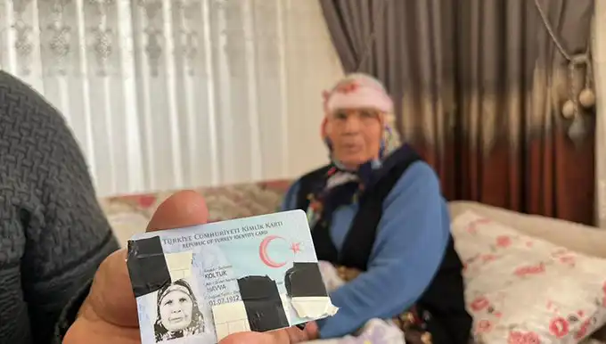 المسنة التركية 