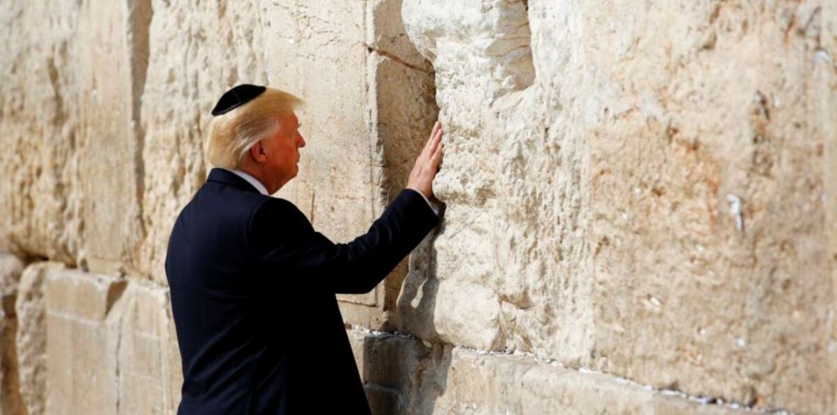 العالم يواصل تحذيره لترامب من عواقب قراره بشأن القدس