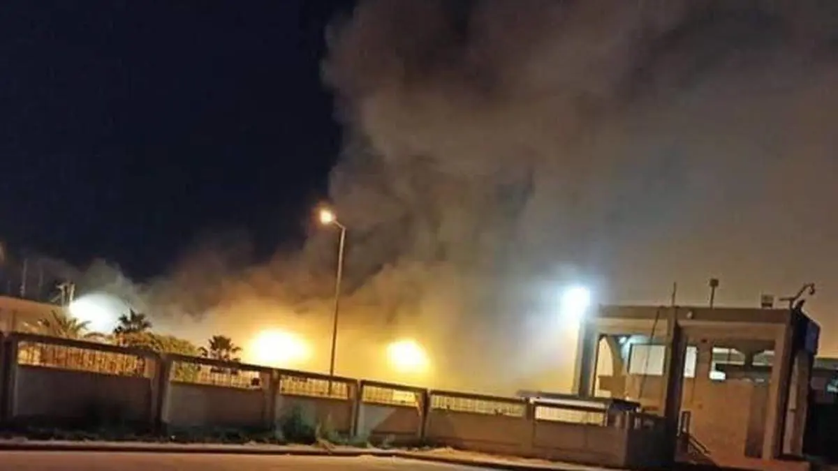 من المستفيد من حريق مطار مصراتة الليبي؟