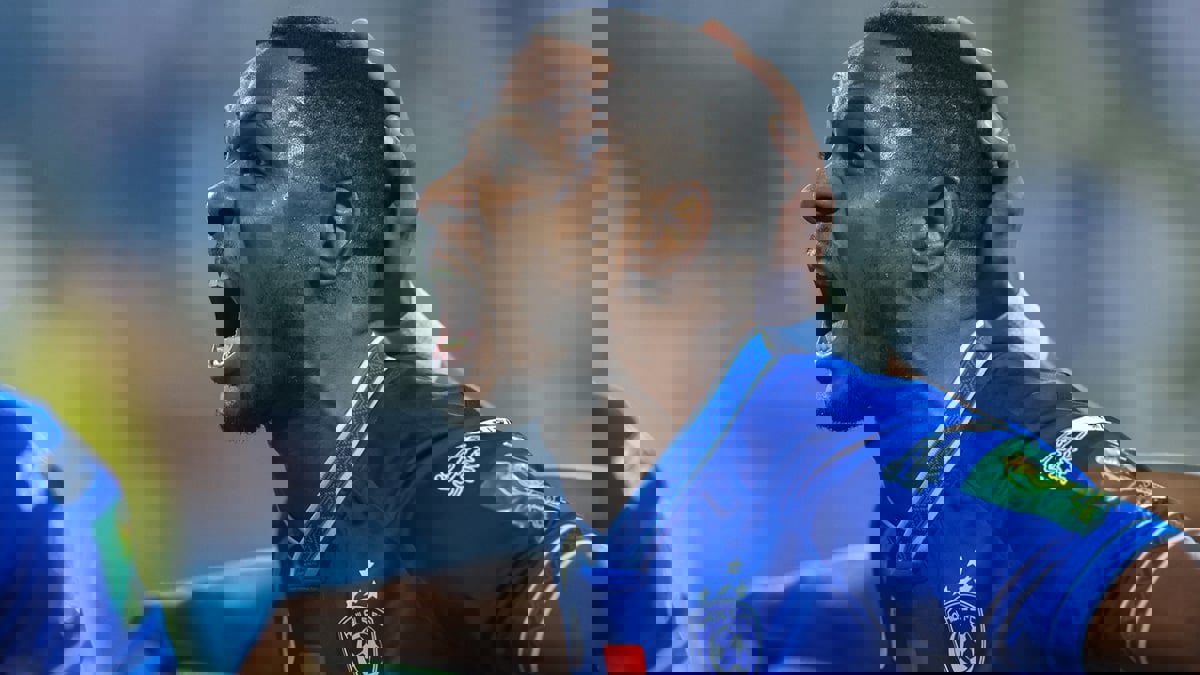 الهلال يحسم مصير أوديون إيغالو مع الفريق