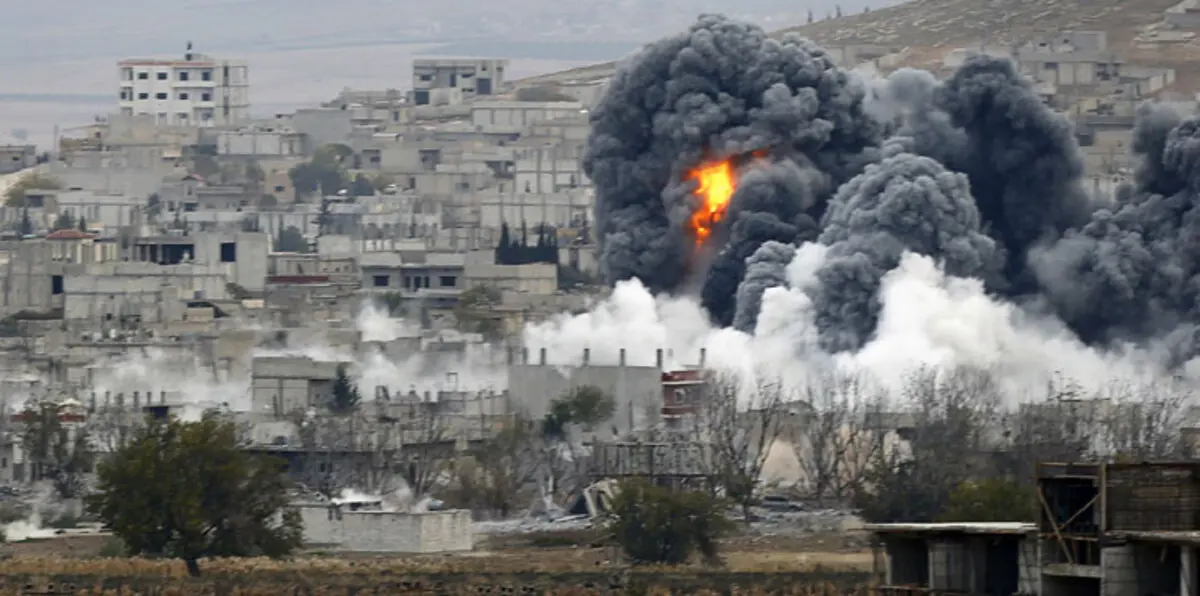 مقتل 35 مدنيًا بقصف روسي على بلدة شرق سوريا