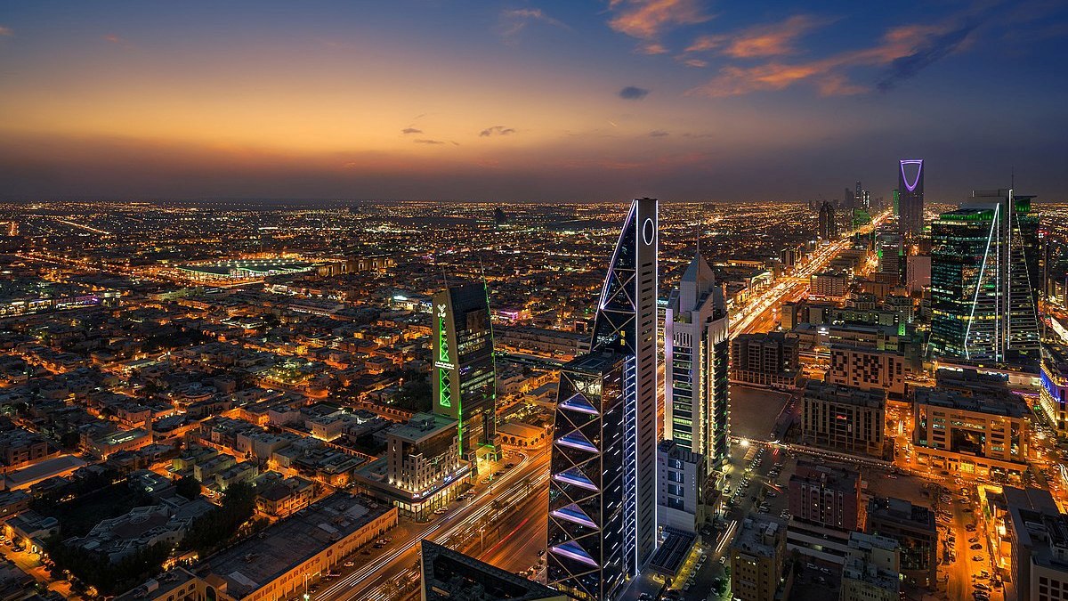 السعودية تعيد النظر في العقوبات الإضافية على المدانين بأحكام قضائية