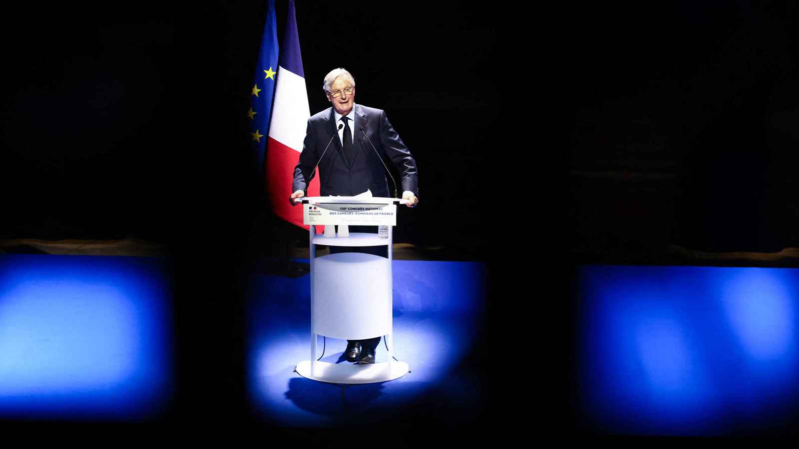 أسبوع مصيري في فرنسا.. بارنييه يواجه حجب الثقة ولوبان "الرابح الأكبر"