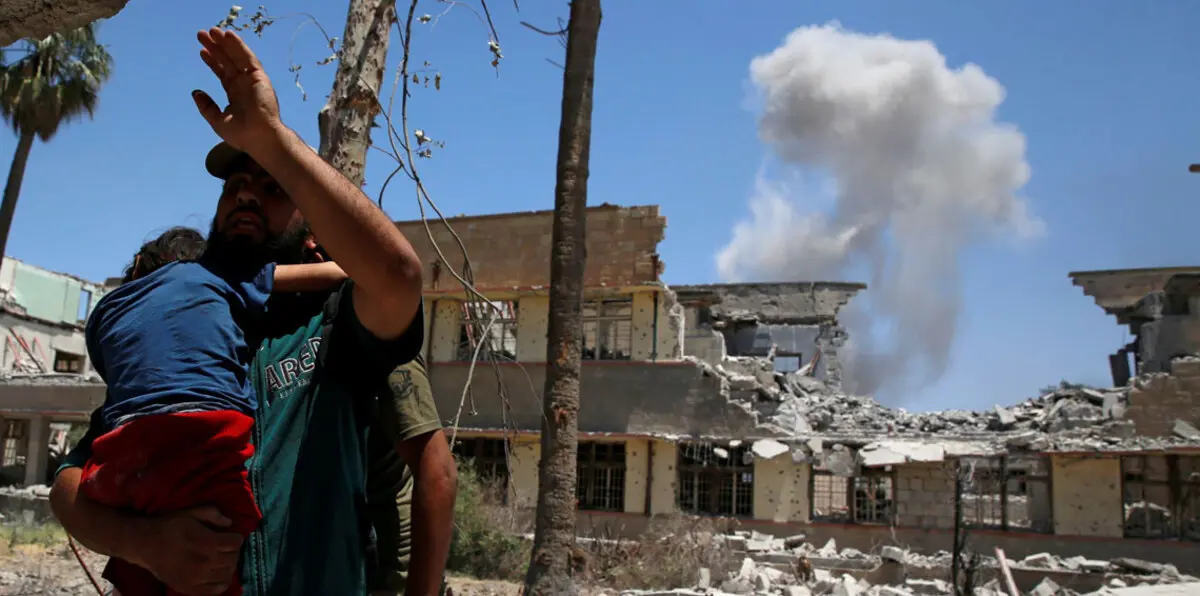 بالفيديو.. استخدام أسلحة "ثقيلة" بالموصل يثير غضب عراقيين 