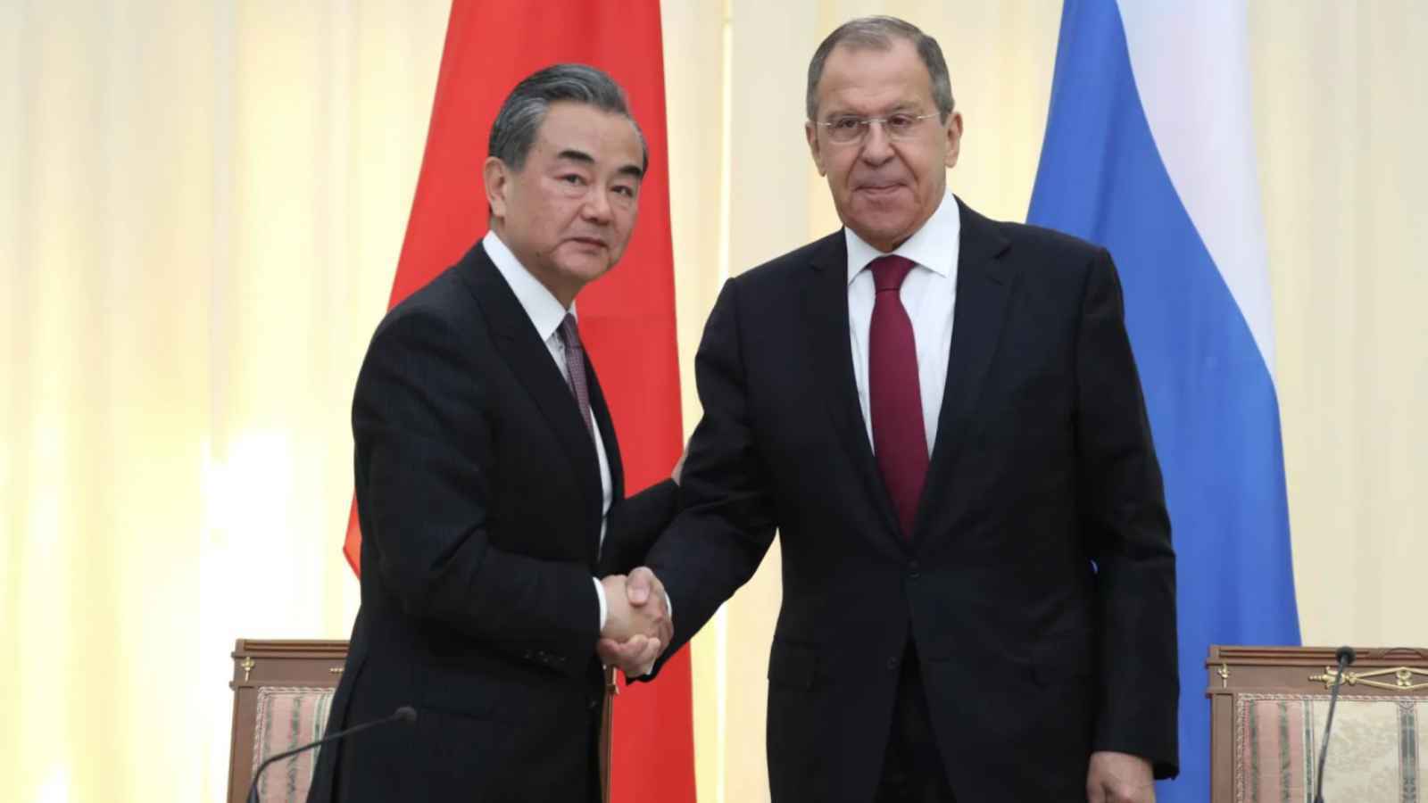 روسيا والصين تبحثان الحرب في أوكرانيا والعلاقات مع أمريكا