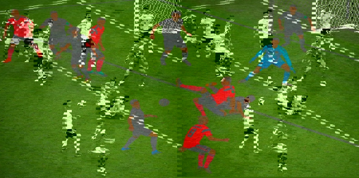 أهداف مباراة مصر وروسيا.. أصحاب الأرض يتقدمون بثلاثية ومحمد صلاح يقلص النتيجة (فيديو)