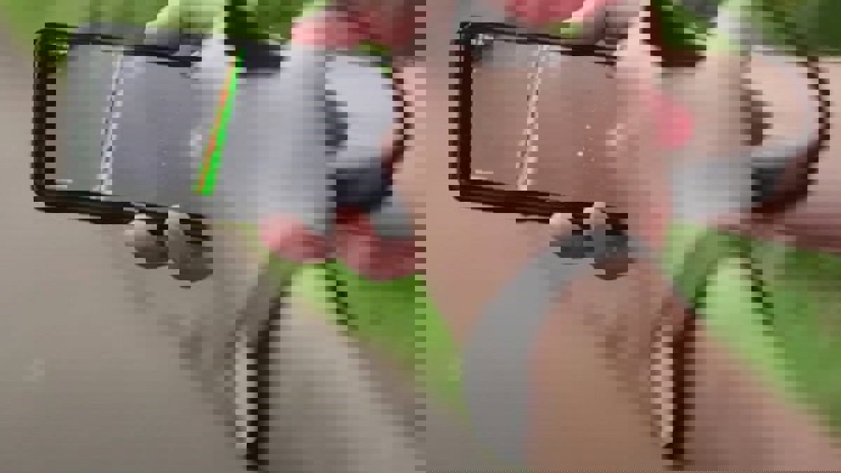 غوغل تختبر تطبيقا يساعد فاقدي البصر على الركض دون مساعدة (صور)