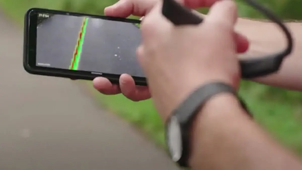 غوغل تختبر تطبيقا يساعد فاقدي البصر على الركض دون مساعدة (صور)