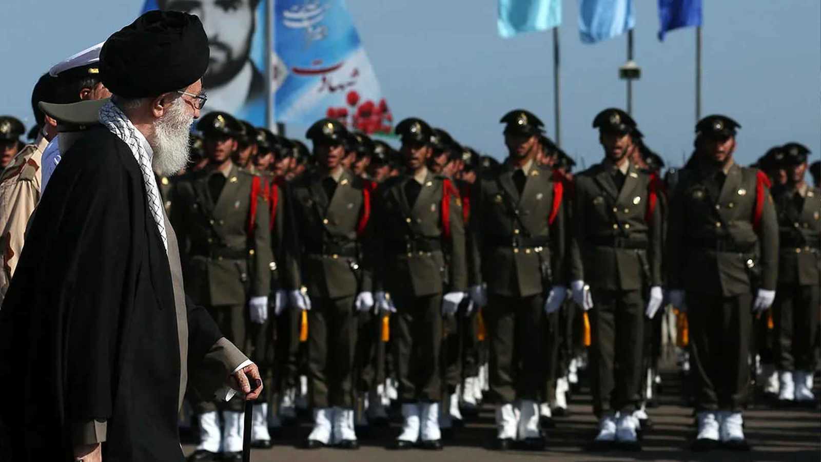 قيادة "منخفضة الظهور"..  خامنئي يبدّل "الواجهة العسكرية" استعداداً لحرب جديدة