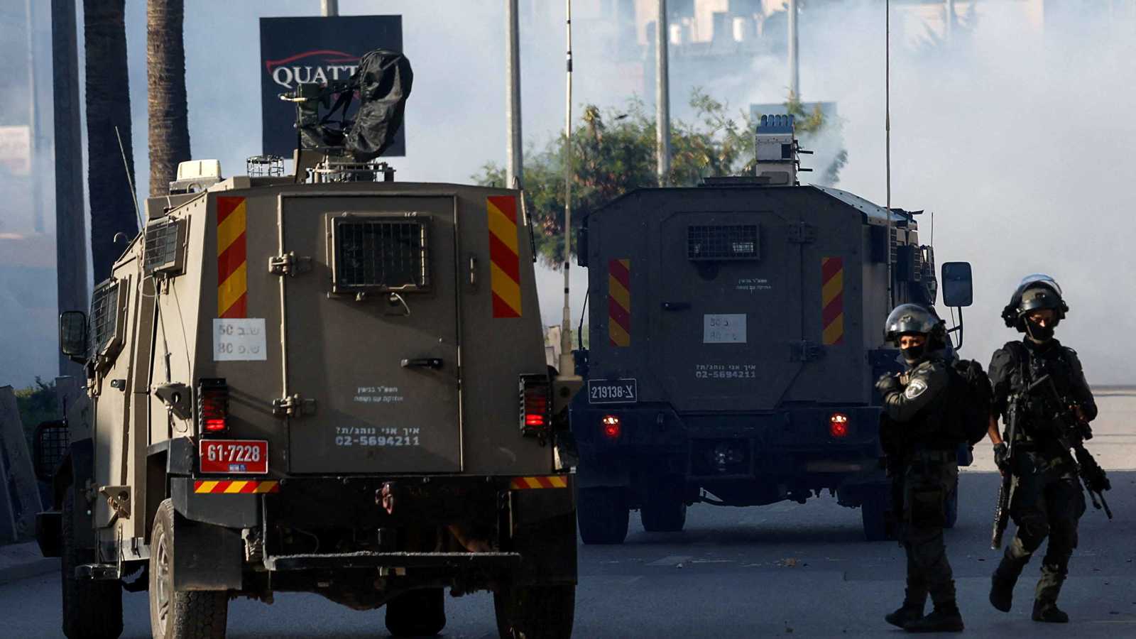 الجيش الإسرائيلي يوسع عملياته.. اقتحامات ليلية في الضفة الغربية (فيديو)