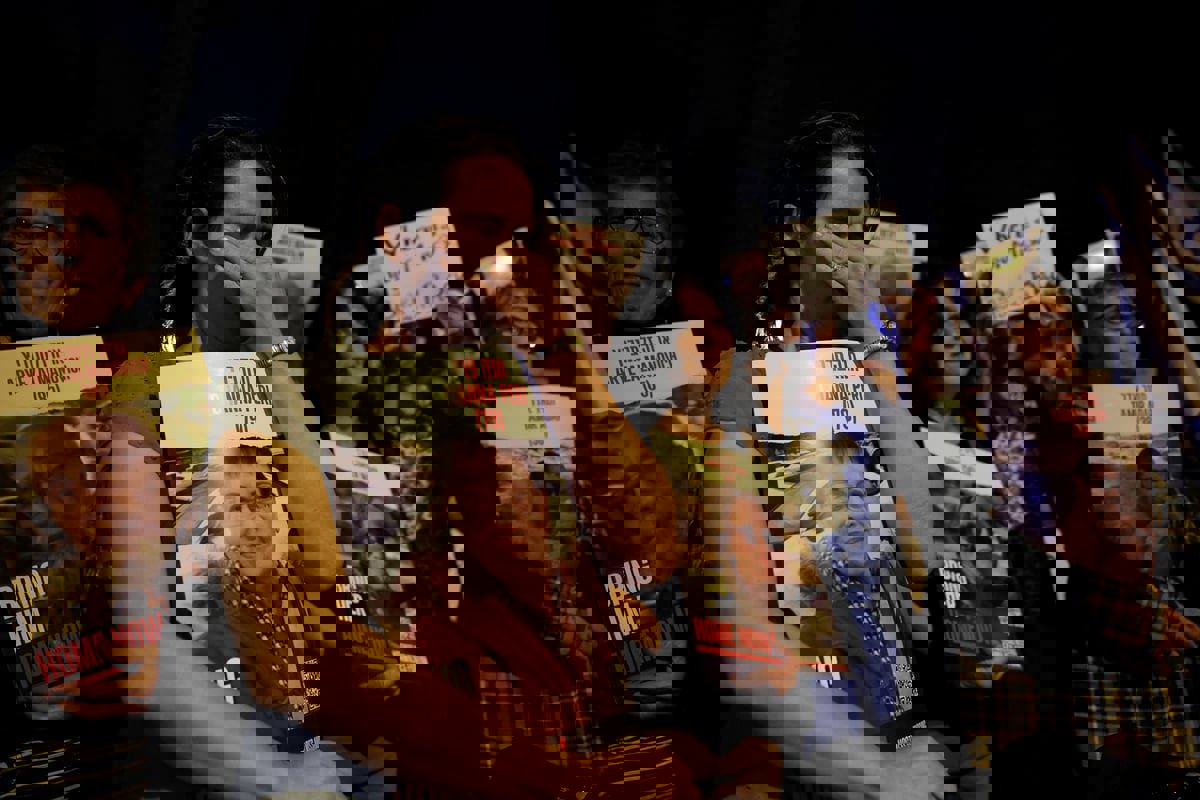 صحيفة إسرائيلية تكشف عدد الرهائن الأحياء في غزة