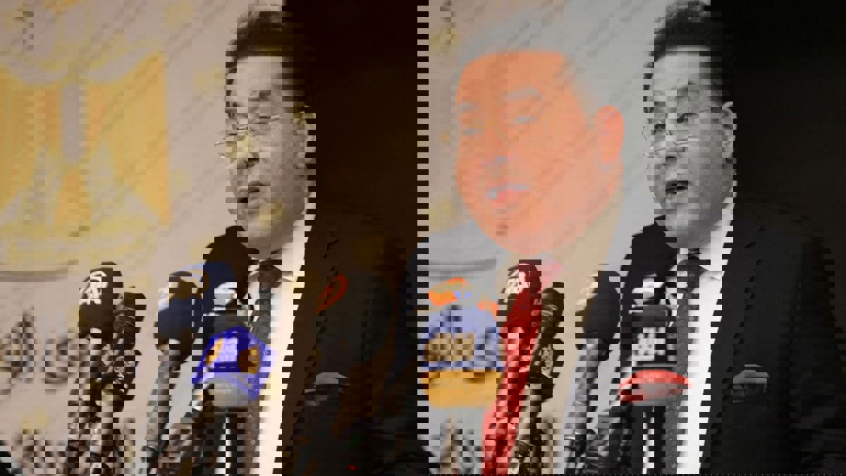 مصر.. حكم نهائي برفض تجديد جواز سفر أيمن نور