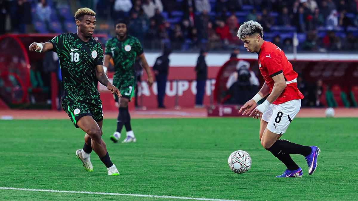 خط أحمر.. 5 أشياء ترعب الأهلي المصري من رحيل إمام عاشور 