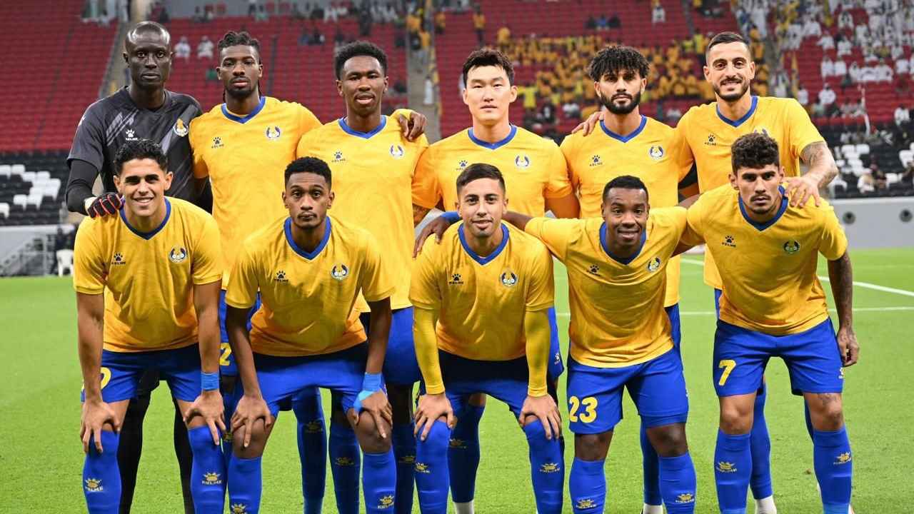 فرجاني ساسي ويونس محمود ينافسان أسطورة هولندا على جائزة خاصة