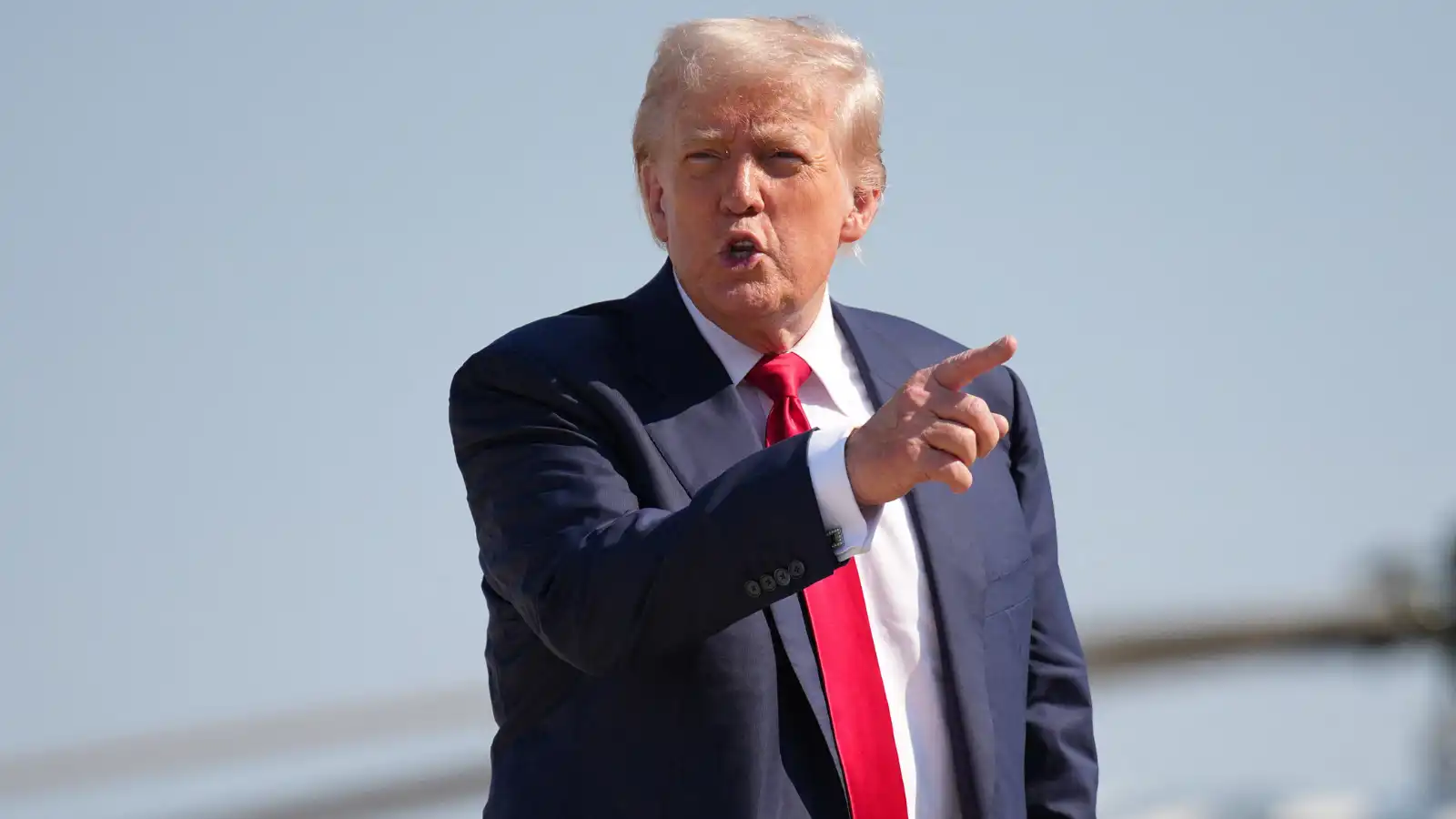 ترامب يعتزم تخفيض مهلة الـ 50 يوما لبوتين