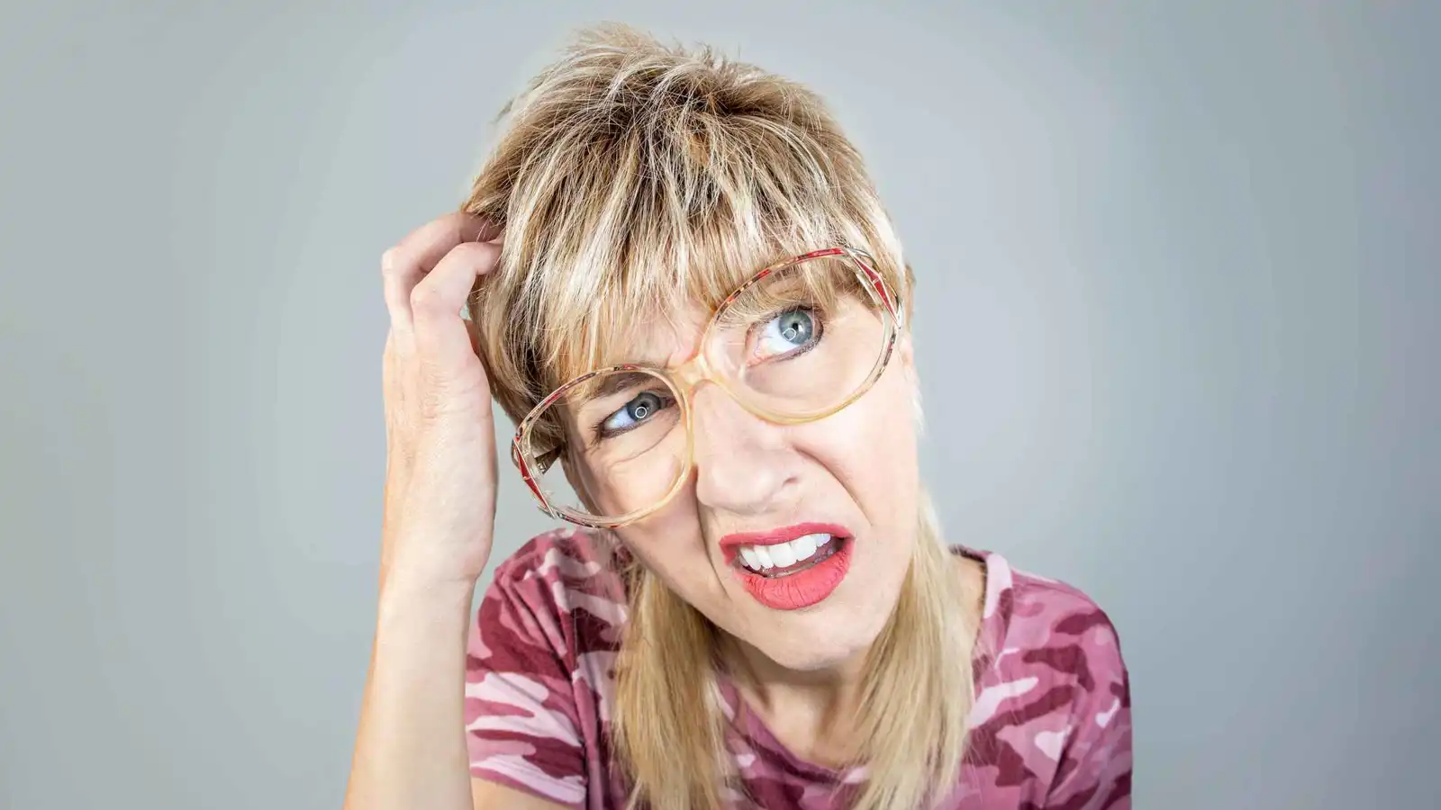 5 علامات تكشف الشخص "الغبي"