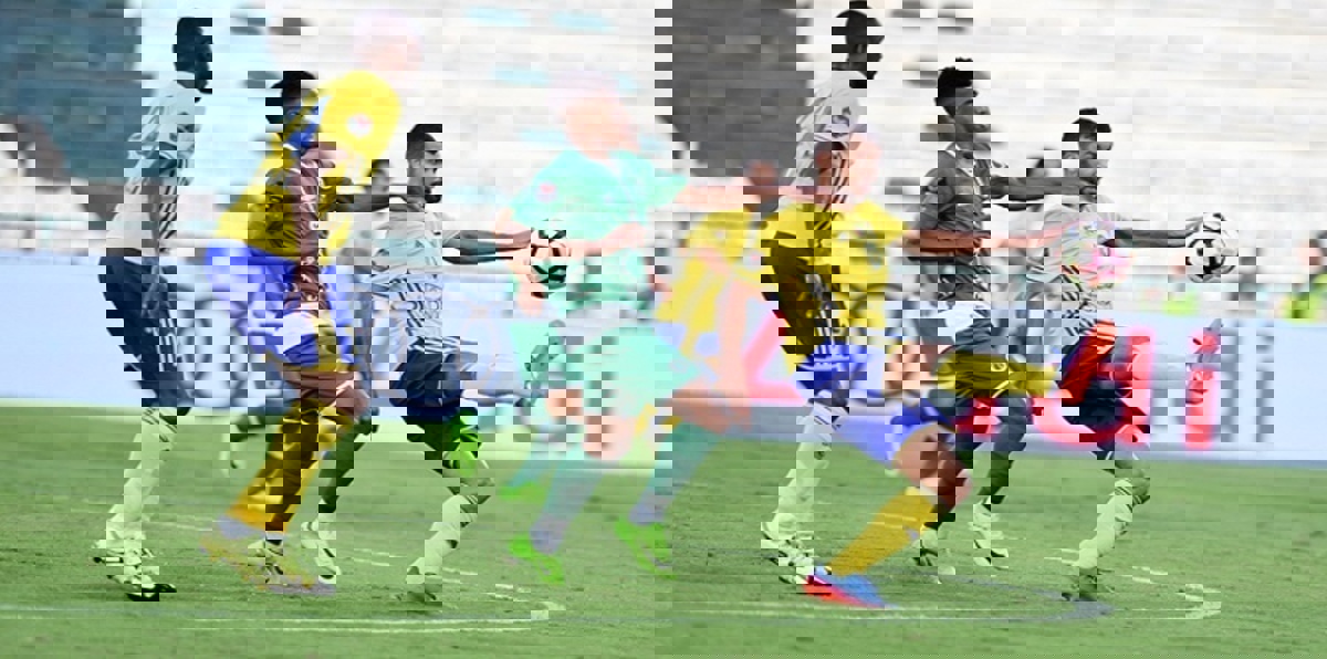 الشباب ينتزع فوزًا صعبًا من الظفرة في الدوري الإماراتي