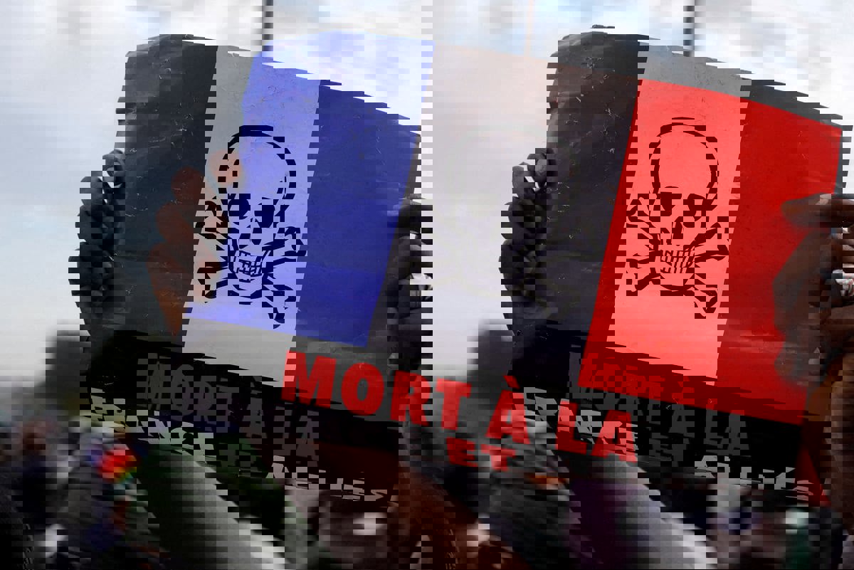 على خطى "أفريكوم".. فرنسا تنشئ قيادة أفريقية للتكيّف مع تلاشي نفوذها  