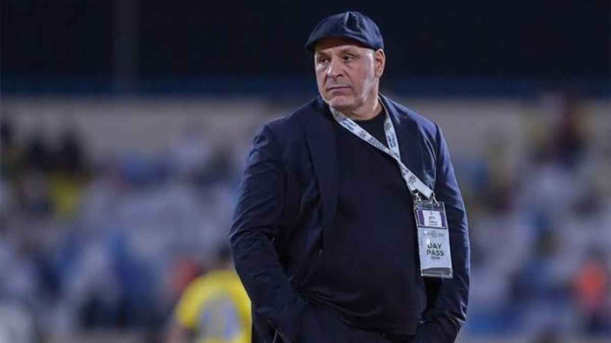 "تضع نفسك في مشكلة كبيرة".. تركي العجمة يشن هجومًا على نور الدين زكري (فيديو)