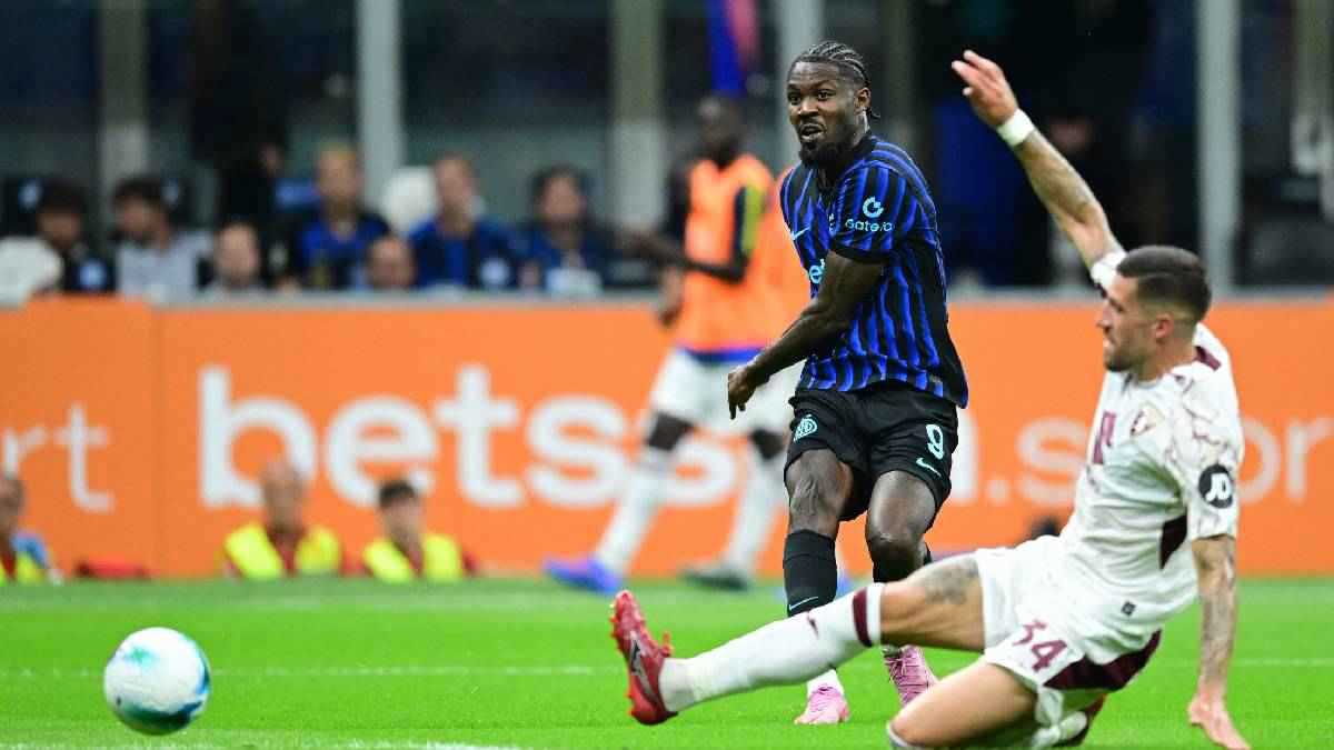 إنتر يفتتح مشواره بالدوري الإيطالي بفوز ساحق على تورينو (فيديو)