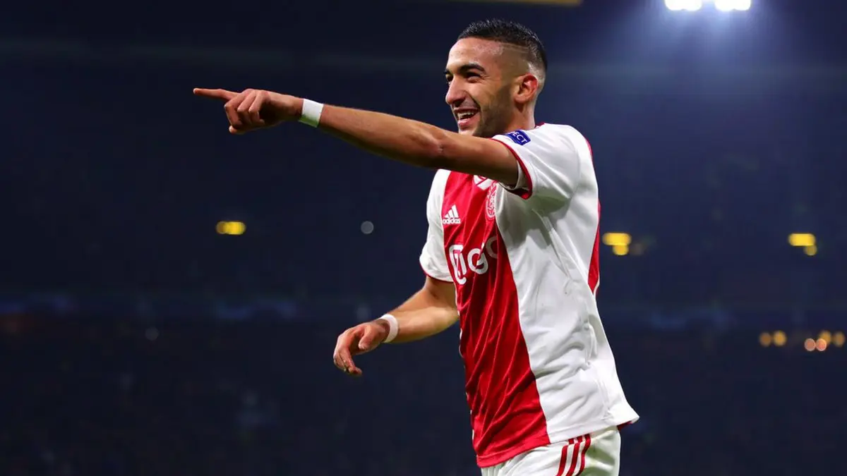 حكيم زياش يرفض عرضًا إسبانيًا ويكشف موقفه من البقاء في أياكس