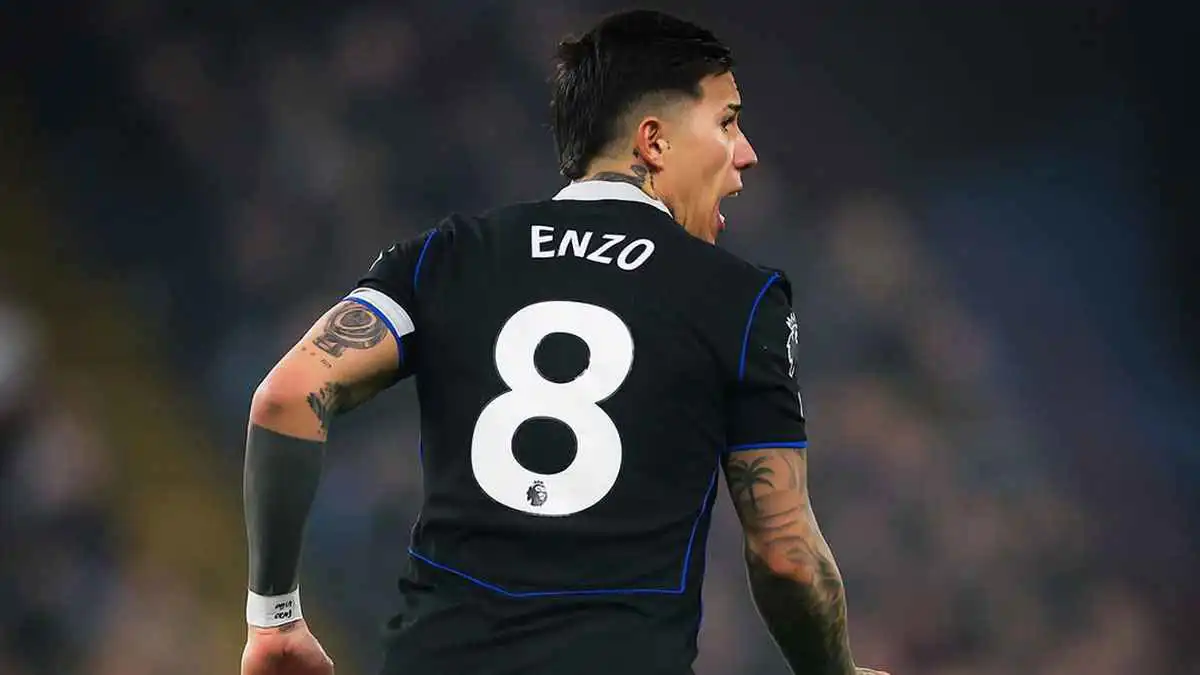 تلميح كبير من إنزو فيرنانديز بشأن الانتقال لريال مدريد (فيديو)