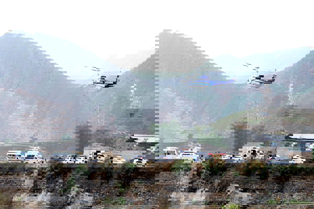 مشاهد جديدة لحطام طائرة الرئيس الإيراني (صور)