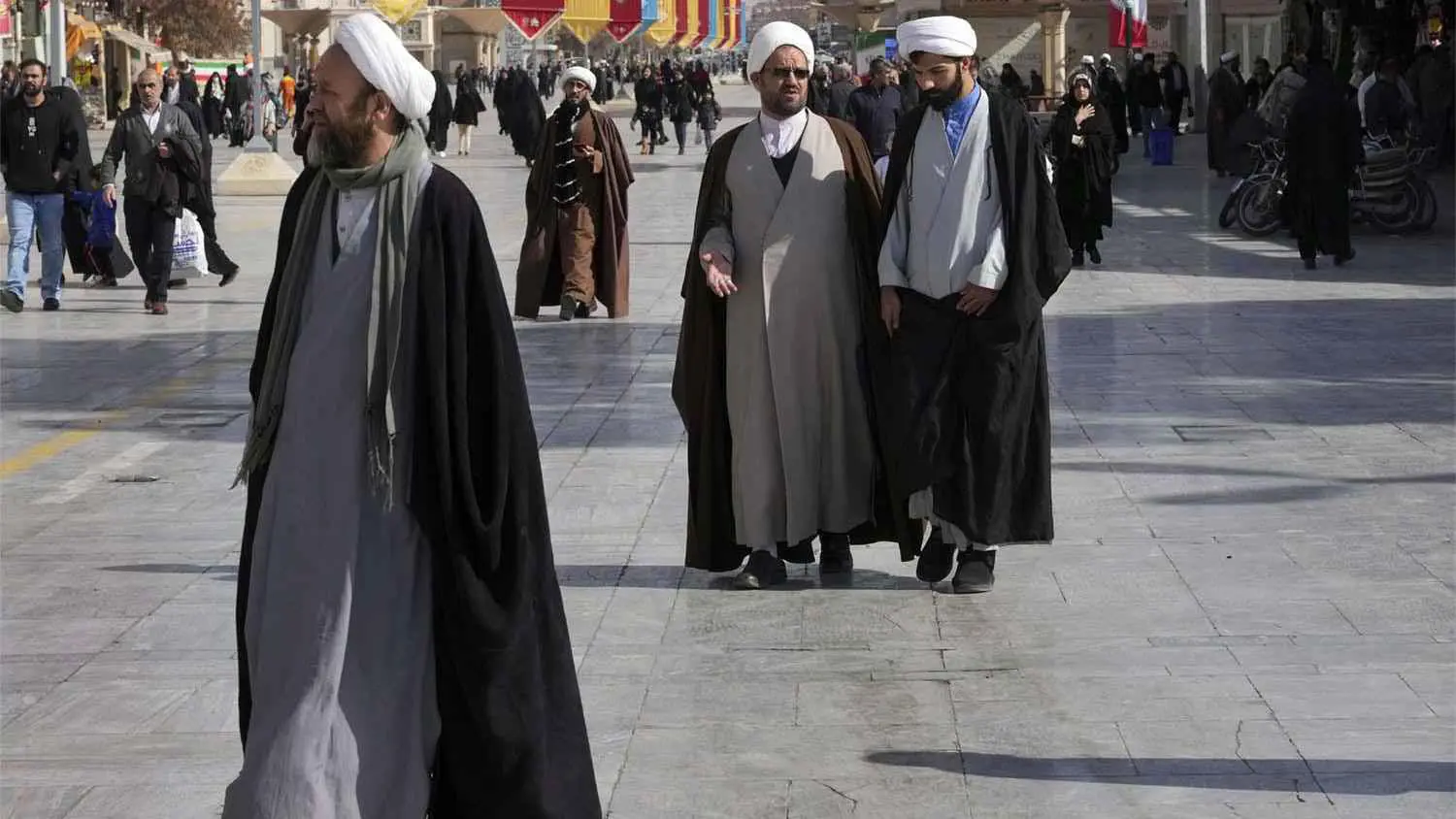 إيران.. المتشددون يرفضون الانضمام لاتفاقية "غسيل الأموال"