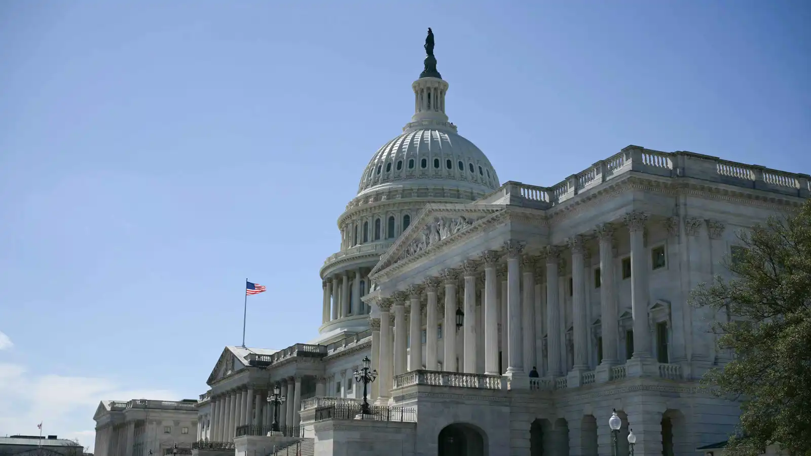 بعد طلب 200 مليار دولار.. الكونغرس "ينتفض" ضد خطة تمويل حرب إيران