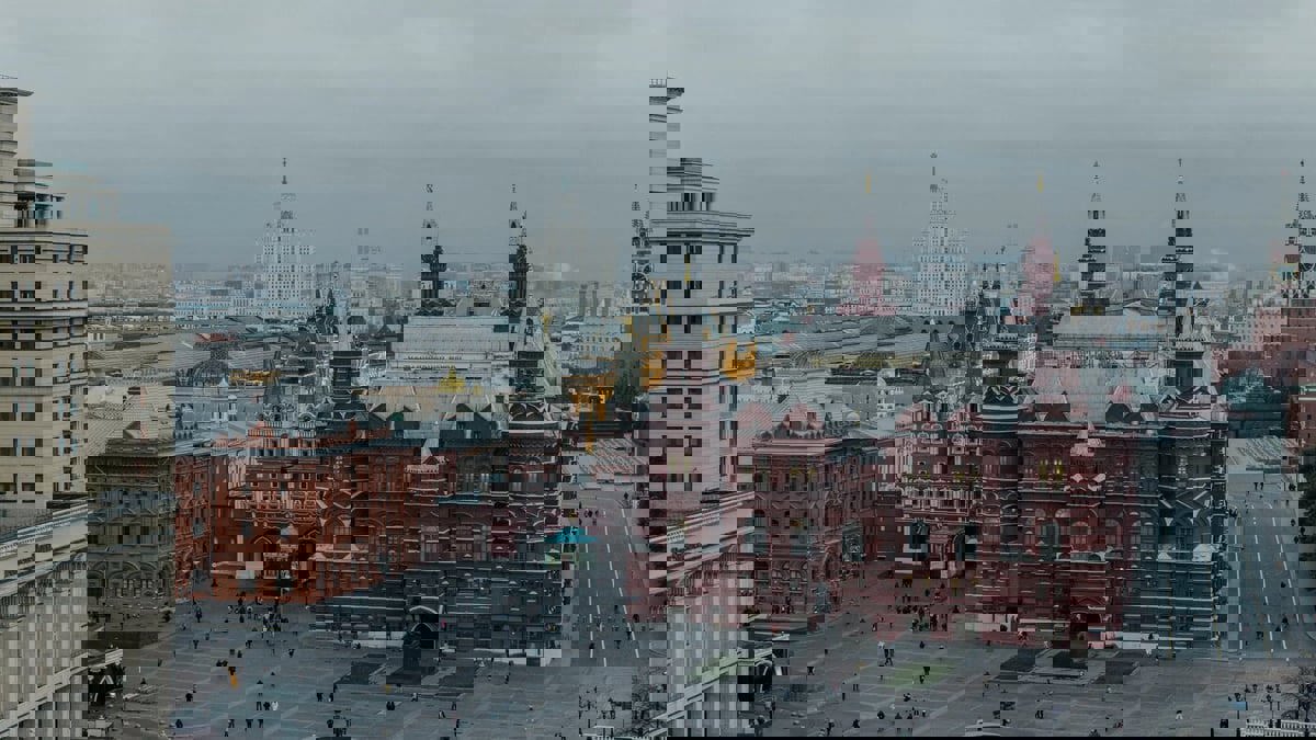 صحيفة أمريكية تتساءل: أين اختفى رجال موسكو؟