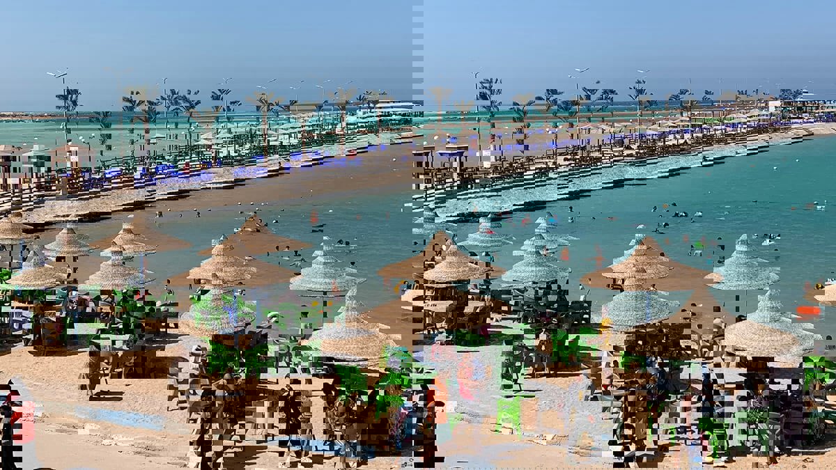 إغلاق فندق في الغردقة عقب تسمم 47 سائحا