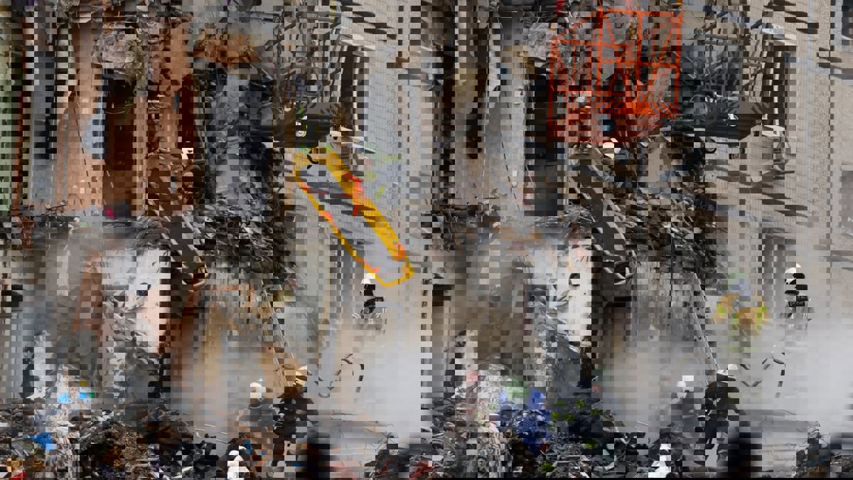 8 قتلى إثر هجوم صاروخي روسي على دنيبروبتروفسك