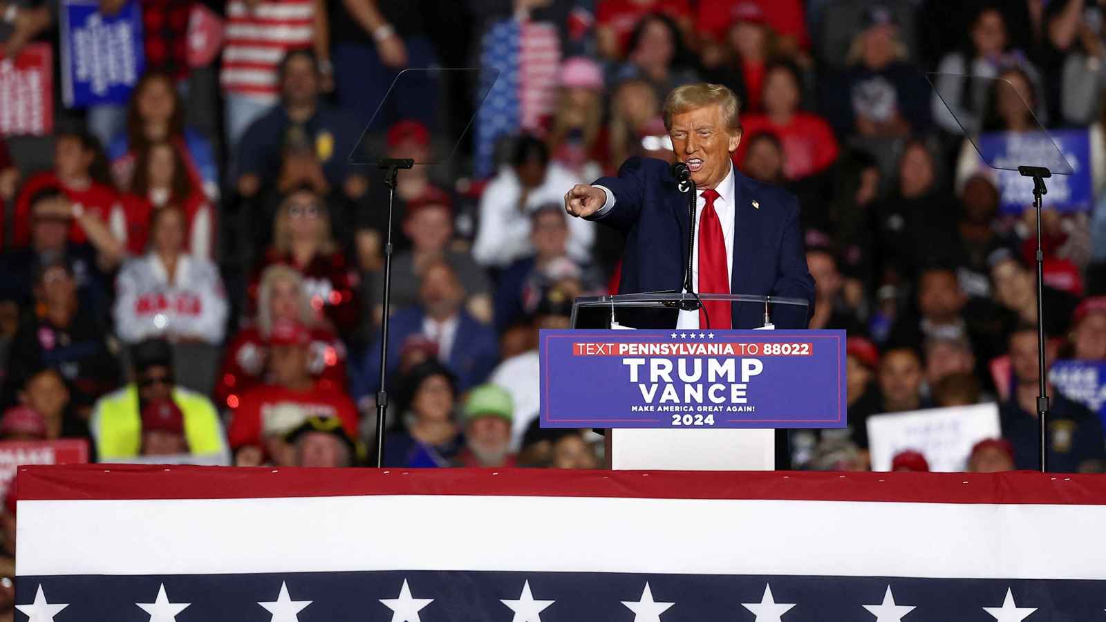 "تحول كبير".. هل "انهارت" شعبية ترامب بعد الرسوم الجمركية؟