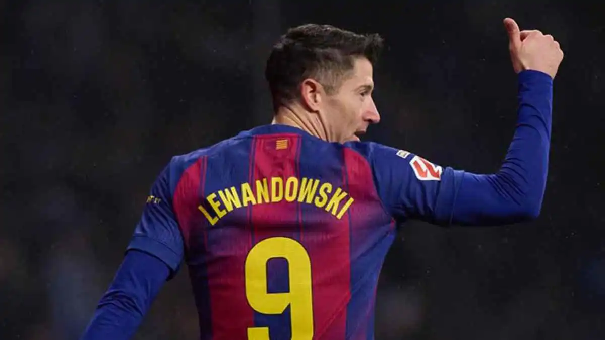 ضربة خاطفة.. هل ينقذ ليفاندوفسكي الهلال السعودي؟