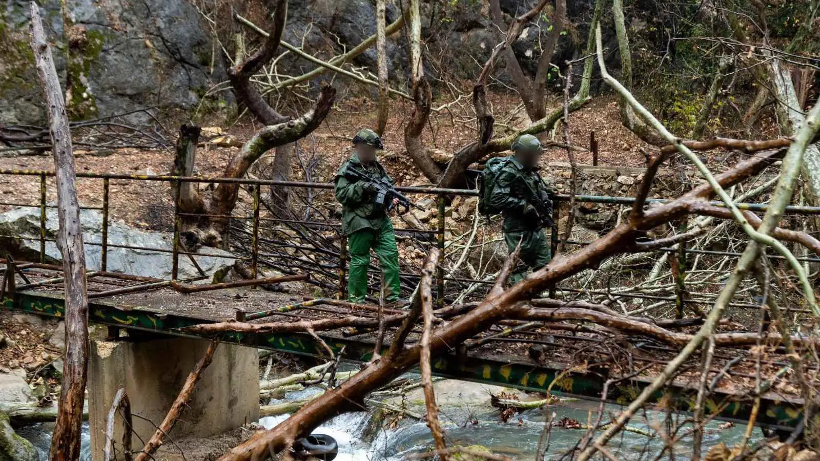إسرائيل تحذّر اللبنانيين من العودة إلى "المنطقة المحظورة" جنوب لبنان