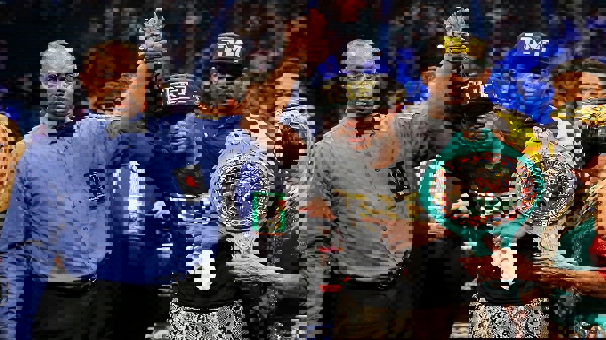 تصاعد التصريحات النارية بين مايويذر وأمير خان