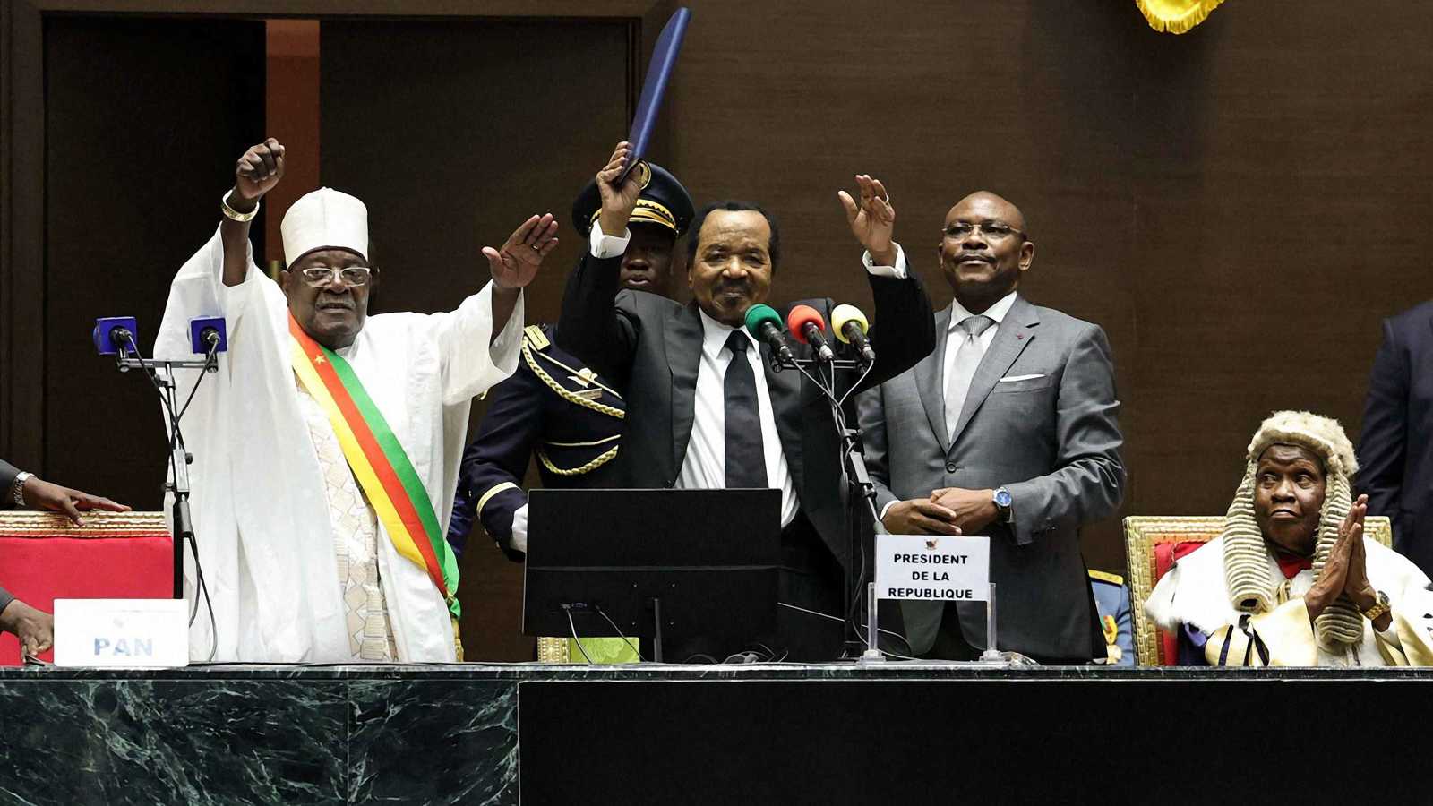 بعد أدائه اليمين الدستورية.. هل نجح بيا في احتواء أزمة الانتخابات بالكاميرون؟