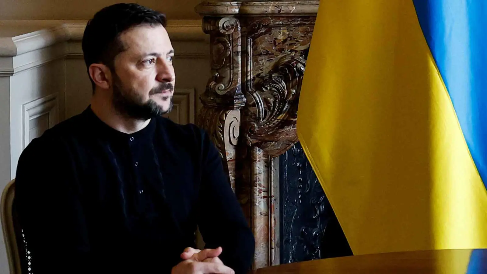 مكتب الرئيس الأوكراني يكشف دخل زيلينسكي وأسرته في 2024