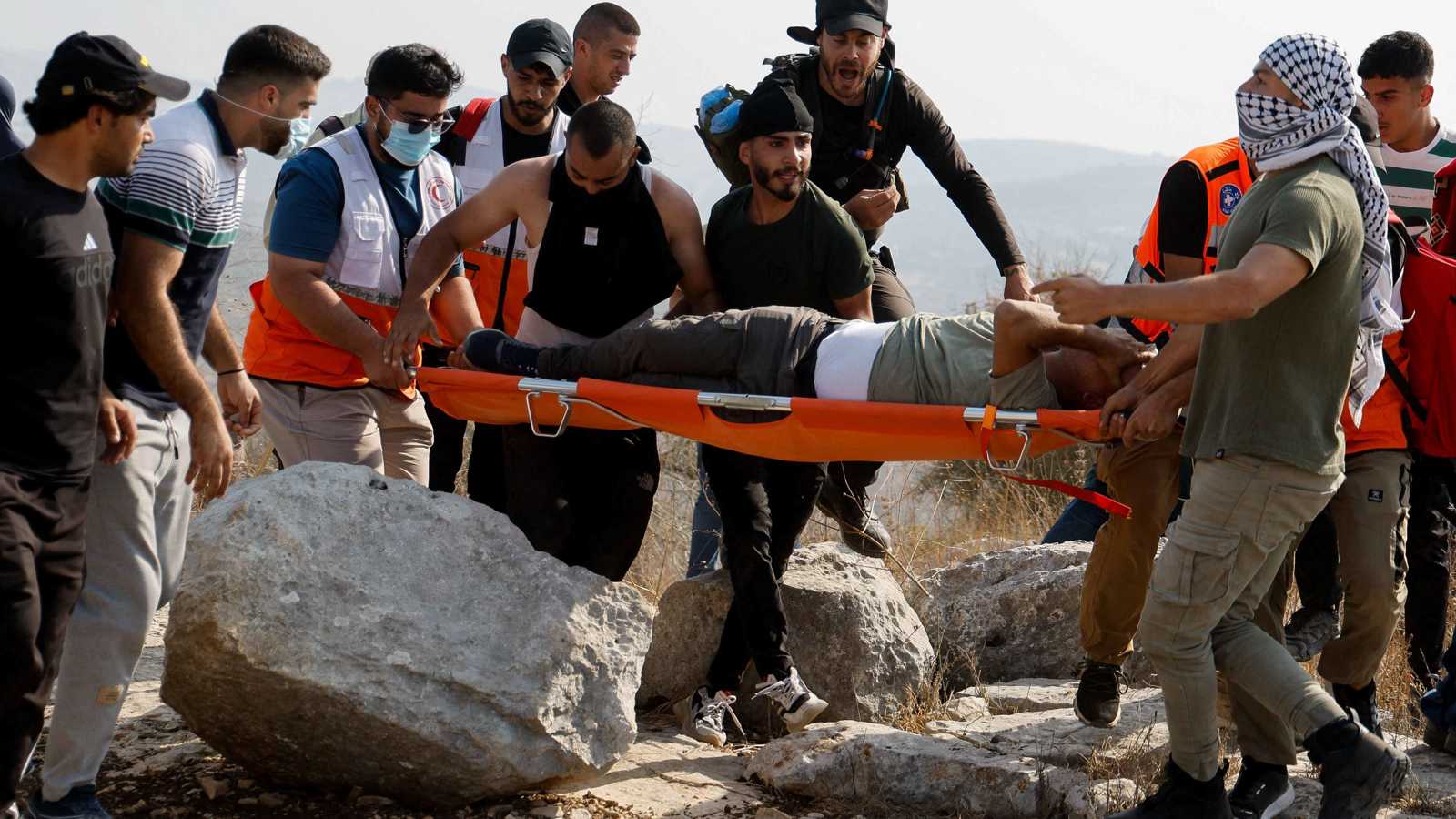 مقتل فلسطينيين برصاص الجيش الإسرائيلي في الضفة الغربية (صور)