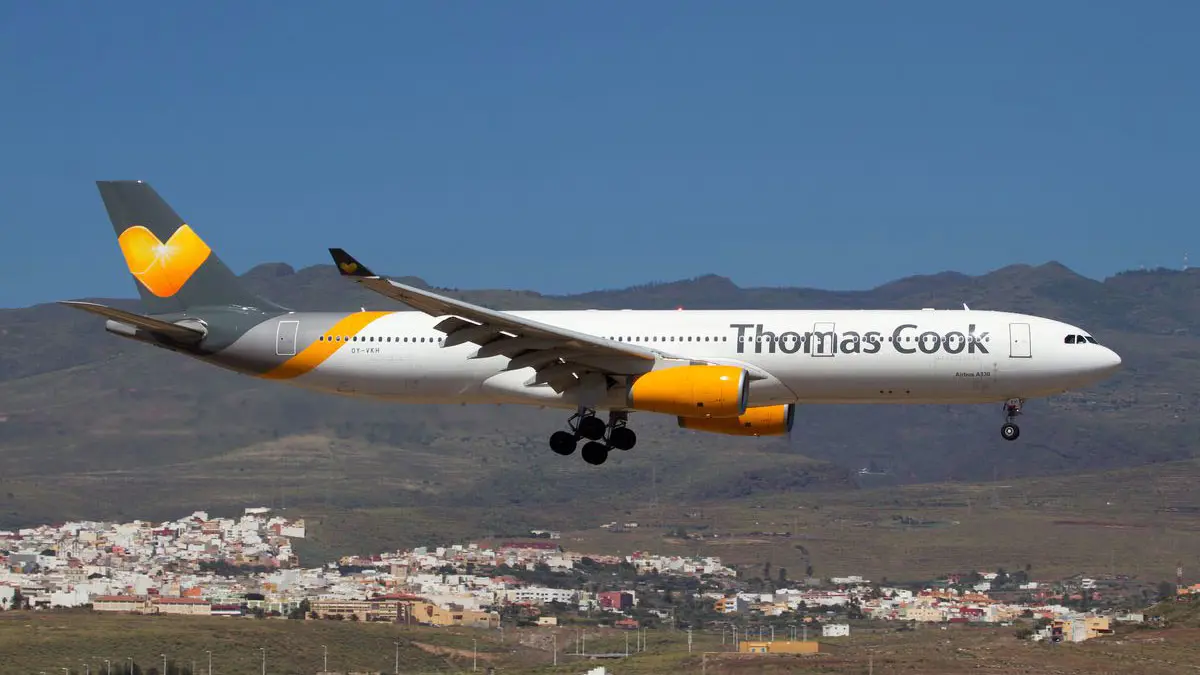 الحكومة البريطانية توجه للتحقيق بإفلاس عملاقة السفر الشهيرة "توماس كوك"